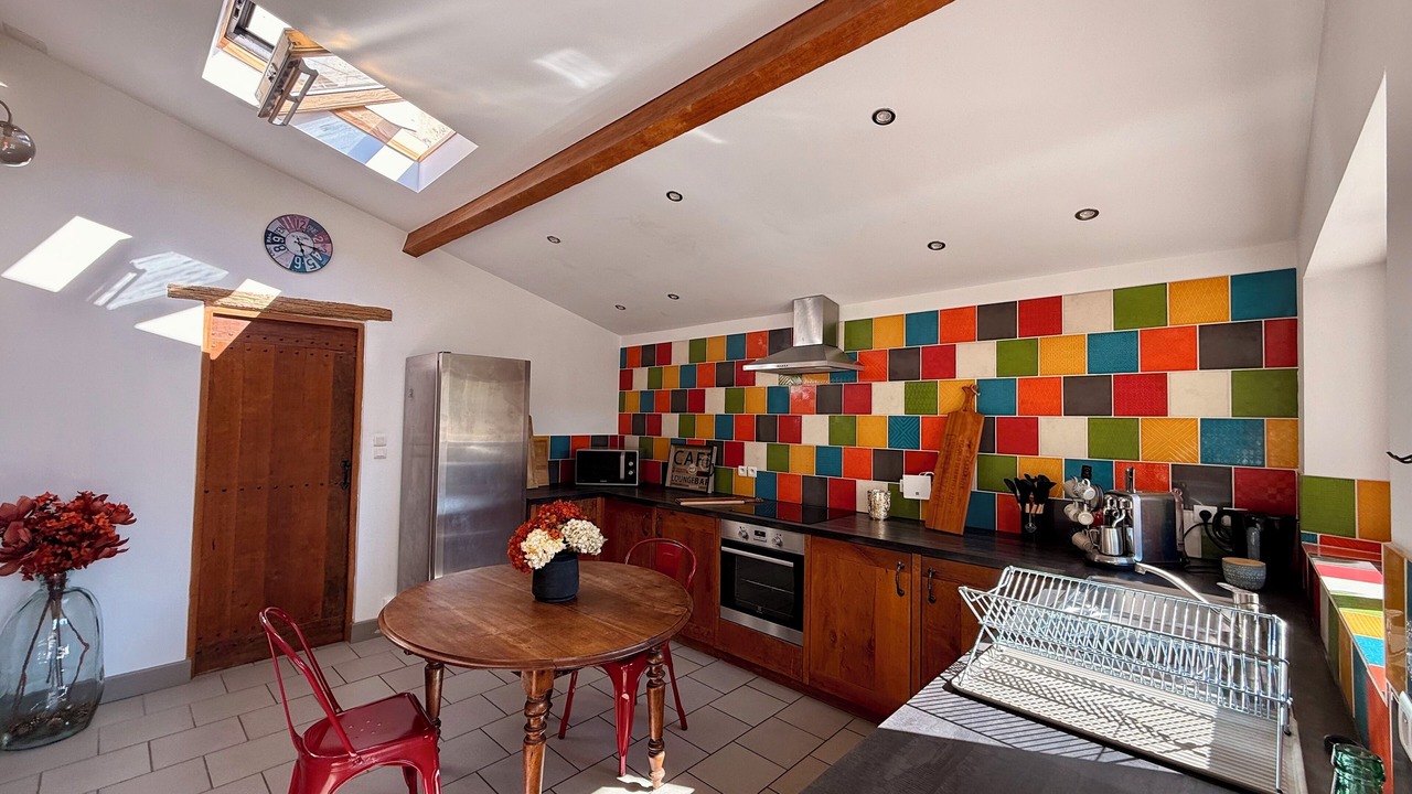 Photo of Kitchen in Saint-Romain