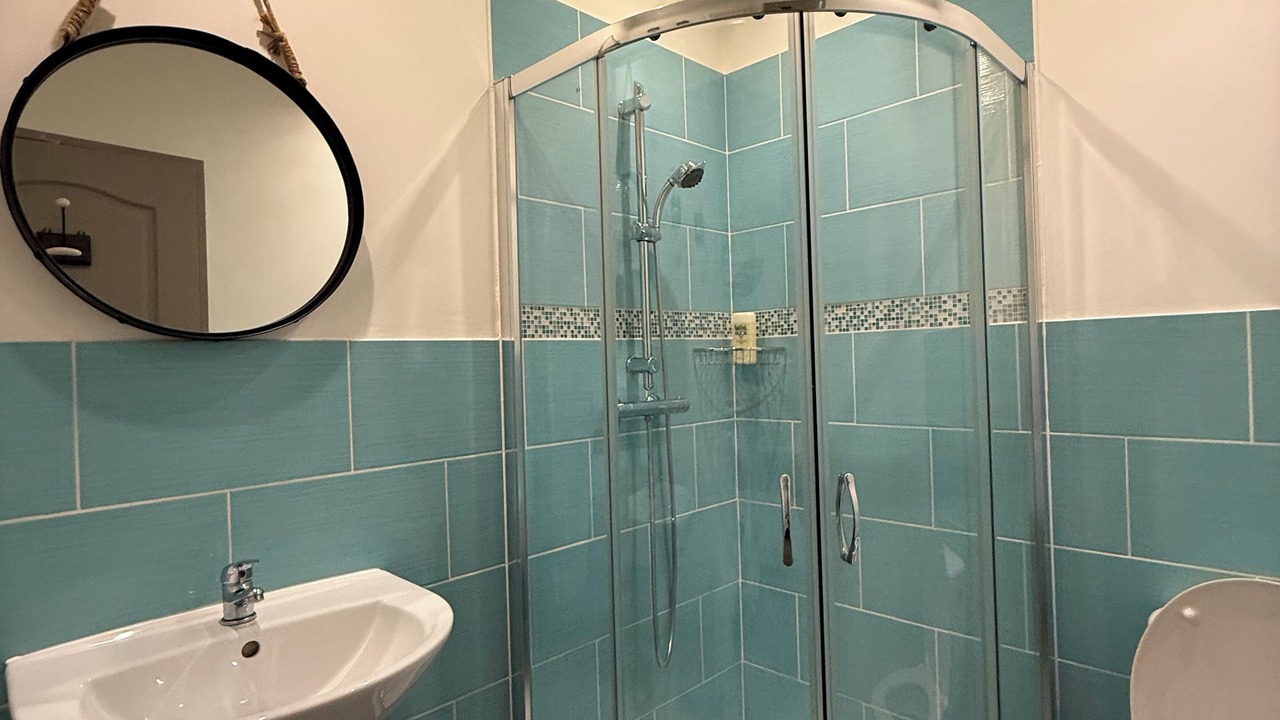 Photo of Bathroom in Saint-Romain