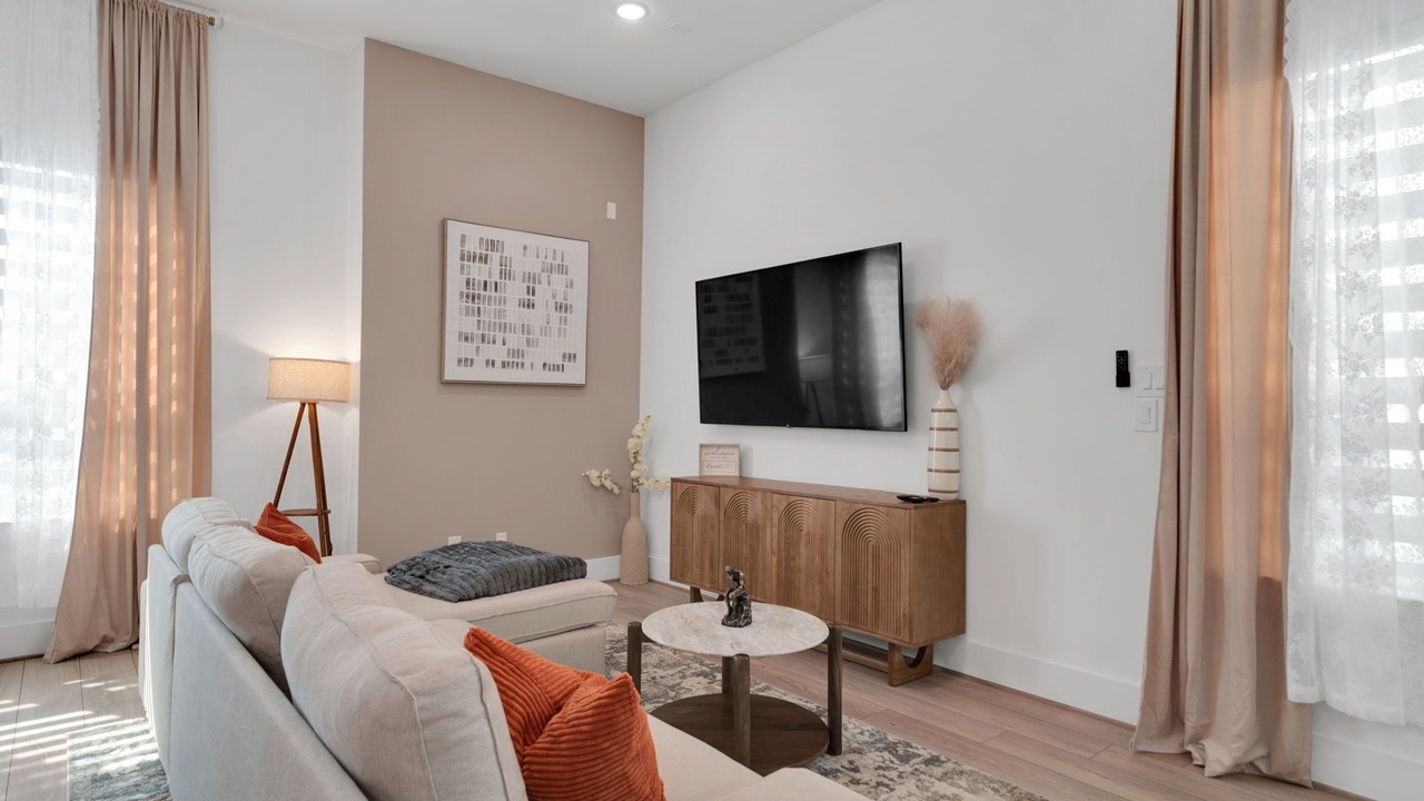 Photo of Livingroom in Foster Place