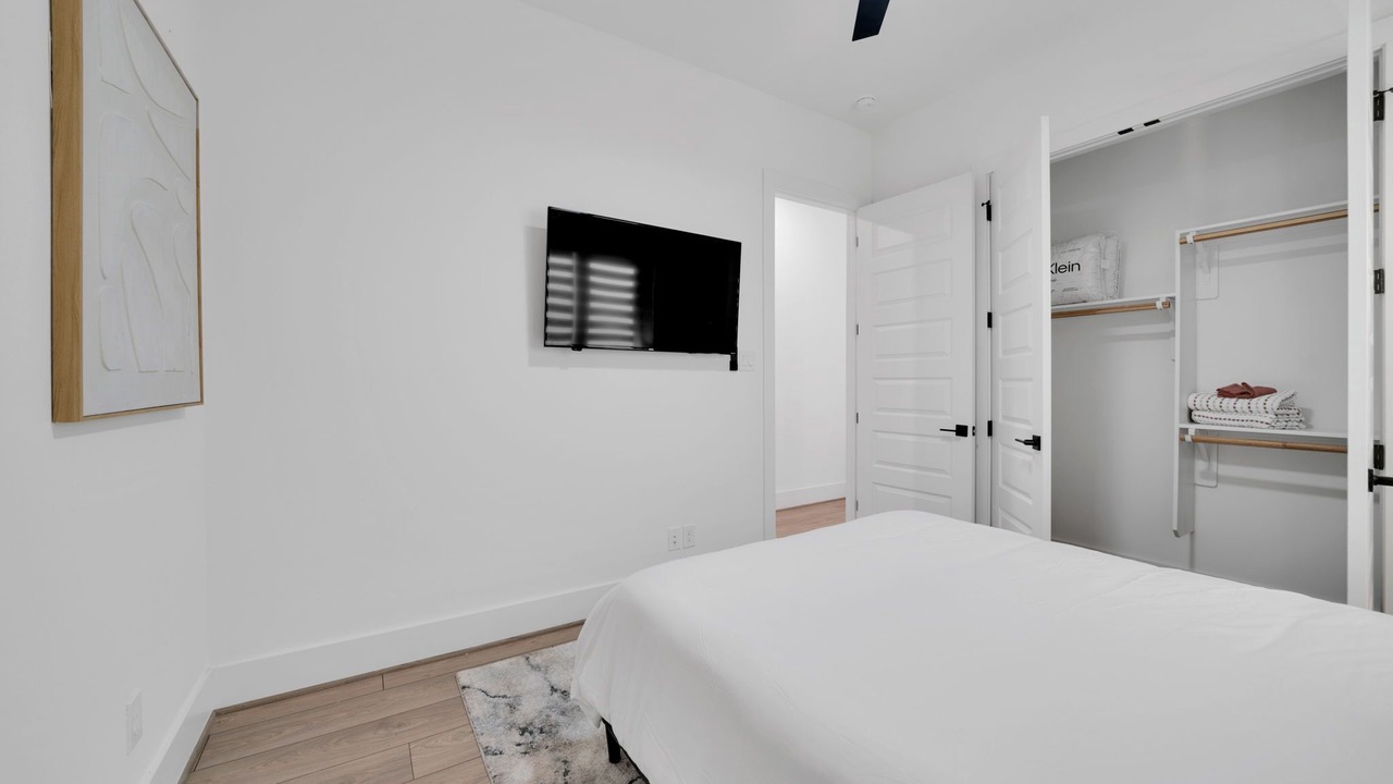 Photo of Bedroom in Foster Place