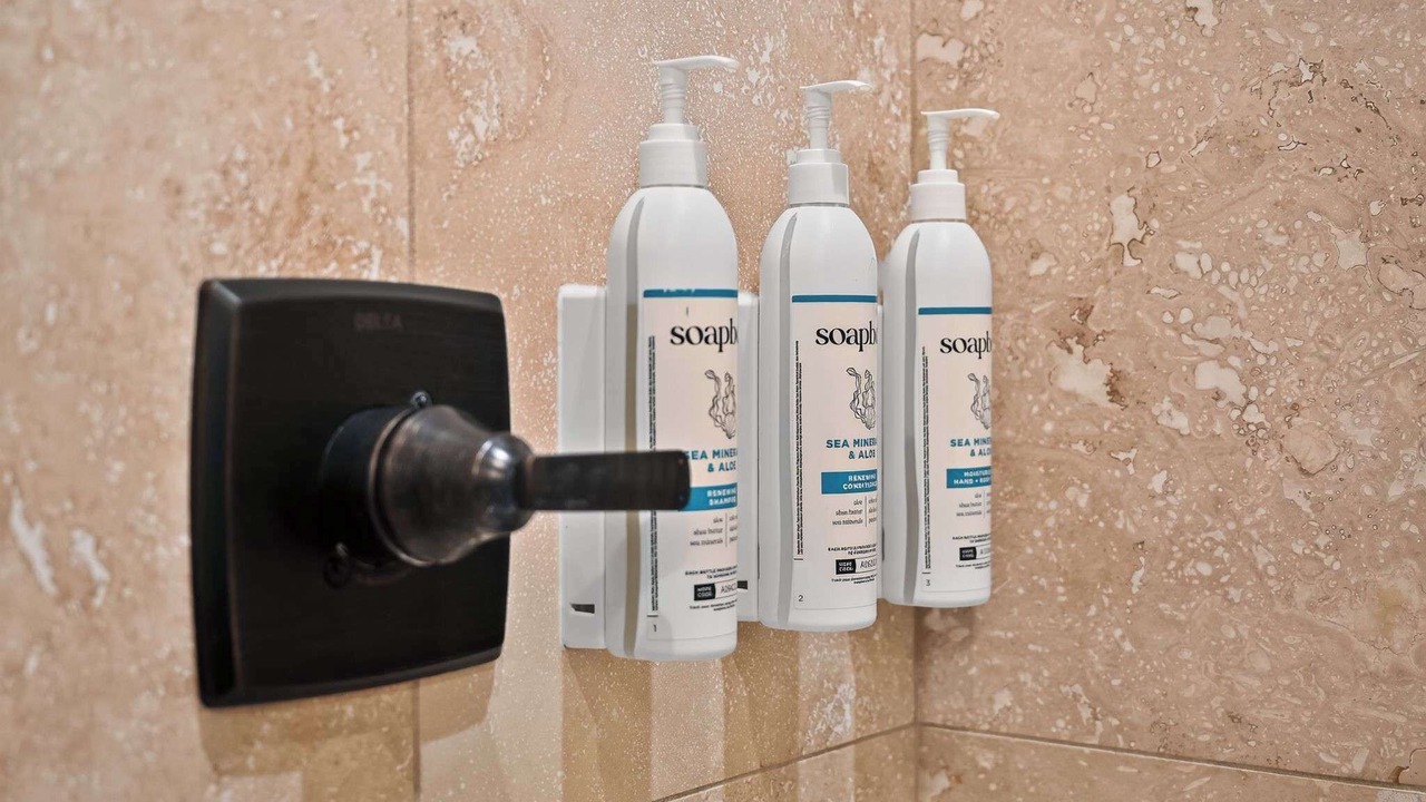Photo of Bathroom in Horseshoe Bay West