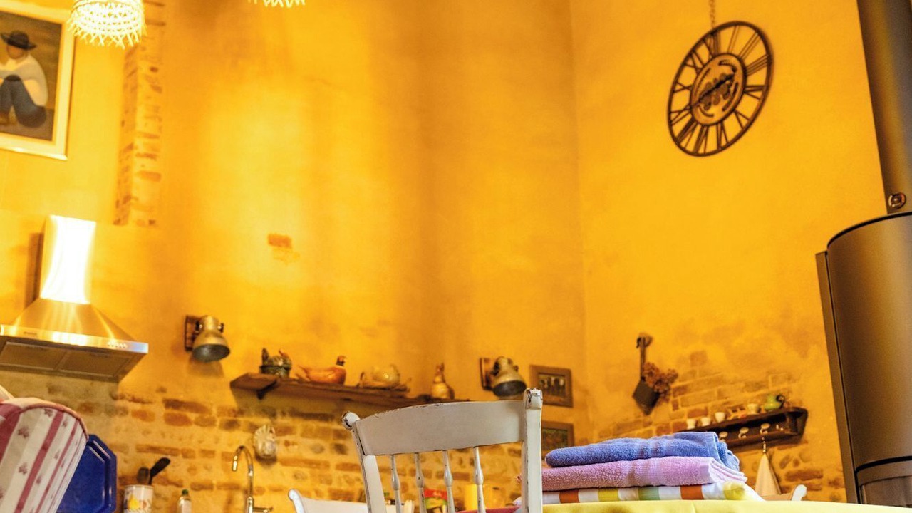 Photo of Others in Montans