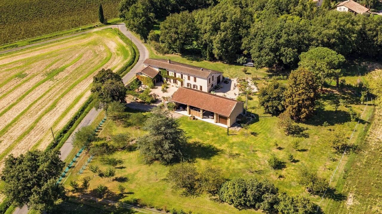 Photo of Outdoor in Montans