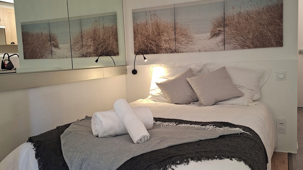 Photo of Bedroom in Carquefou
