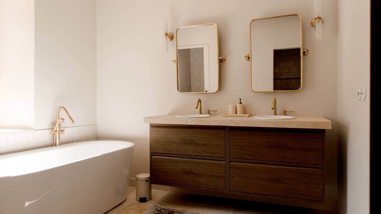 Photo of Bathroom in Rochefort-en-Yvelines