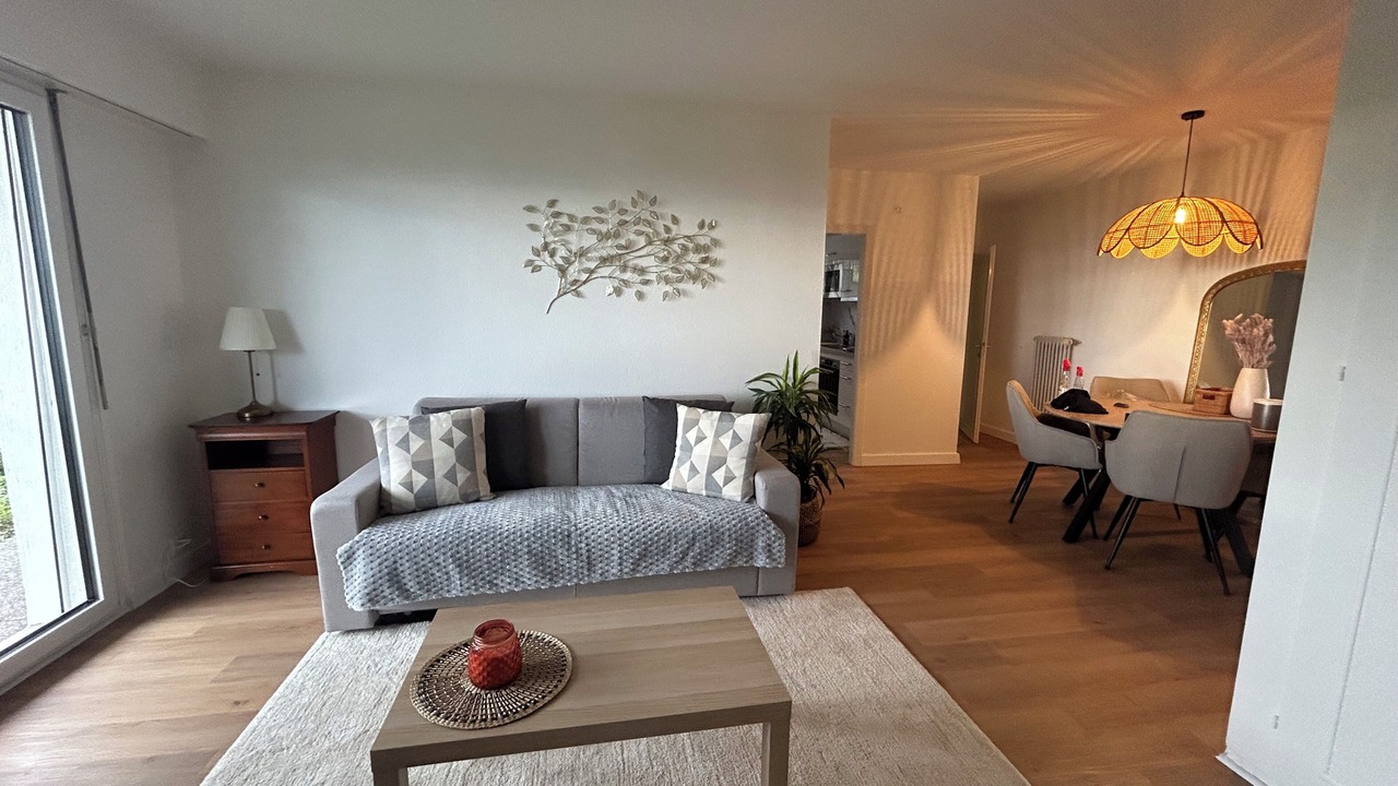 Photo of Livingroom in Saint-Legier-La Chiesaz