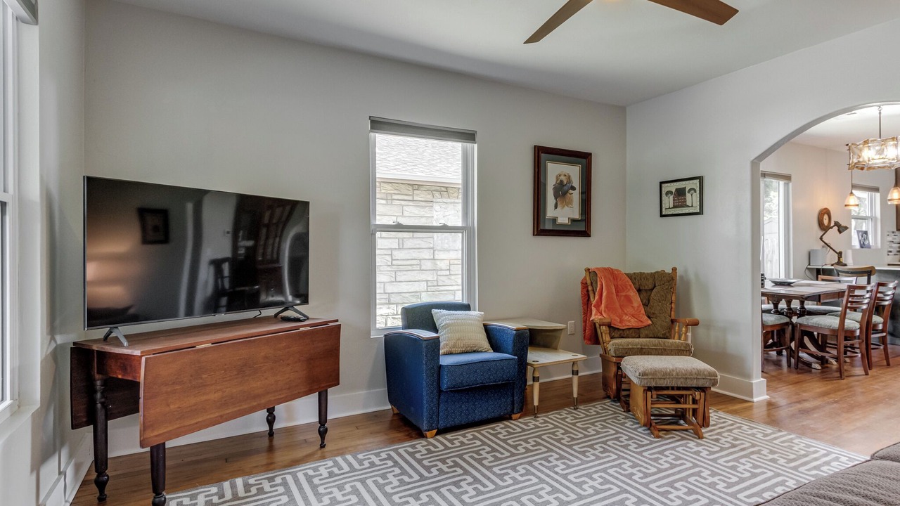 Photo of Livingroom in Norman