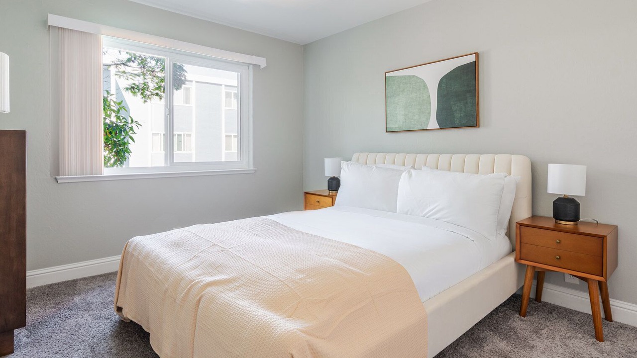 Photo of Bedroom in Alameda