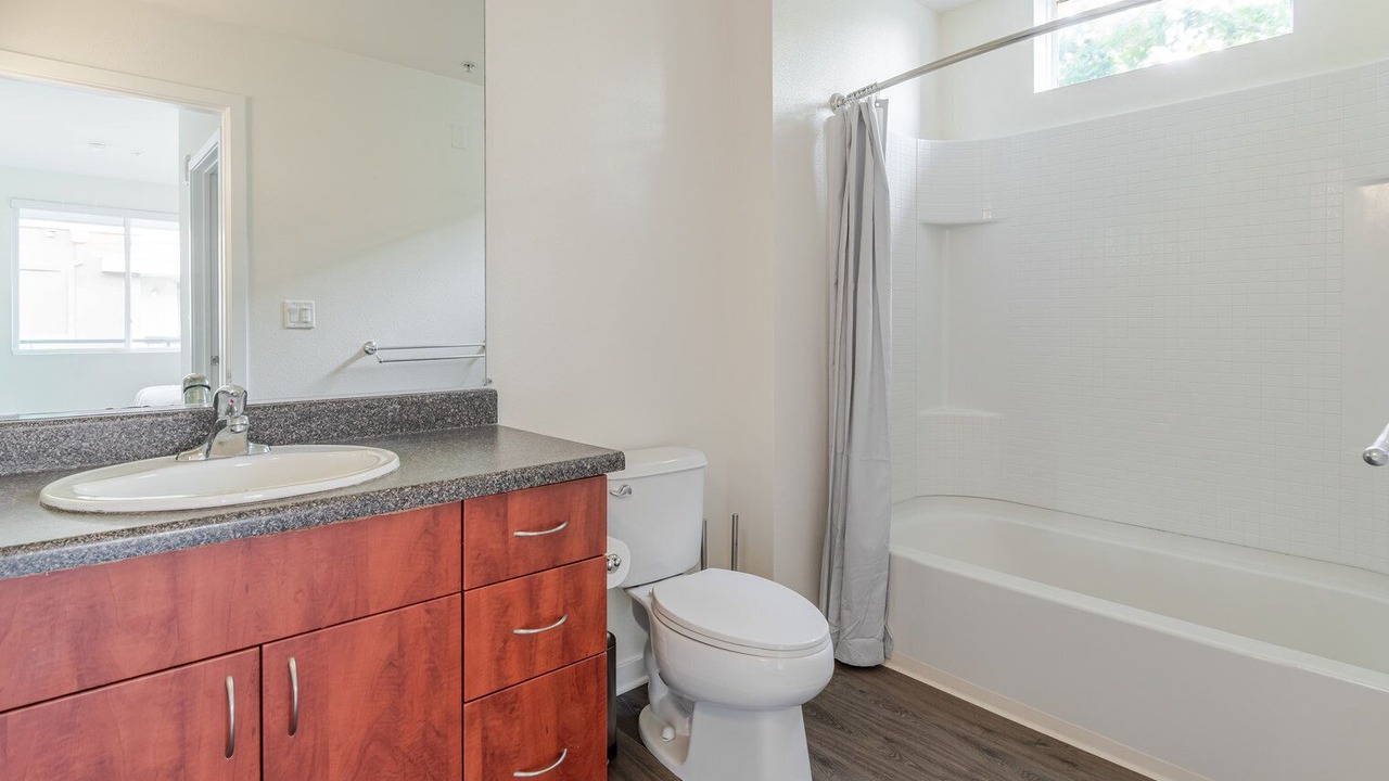 Photo of Bathroom in Union City