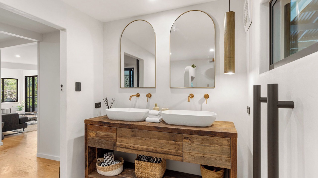 Photo of Bathroom in Emerald Beach