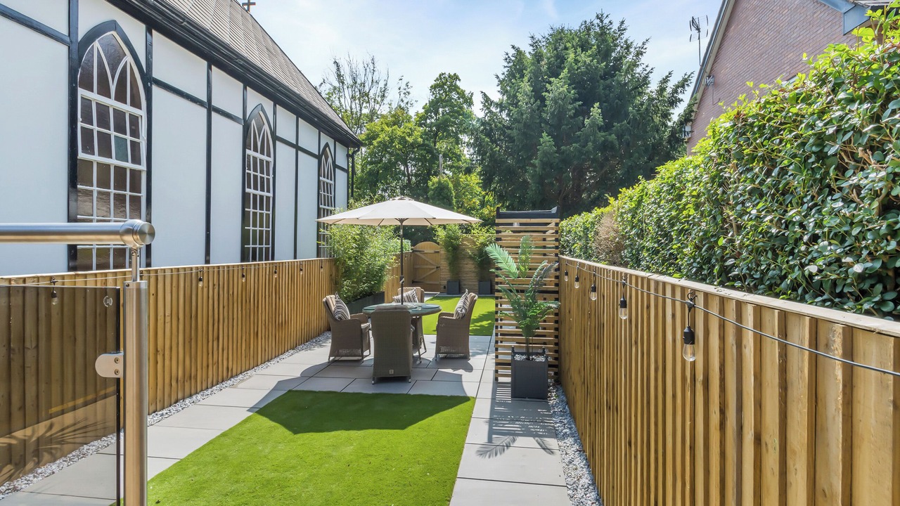 Photo of Others in Chirk