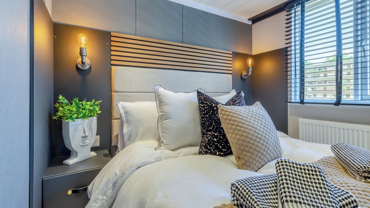 Photo of Others in Chirk