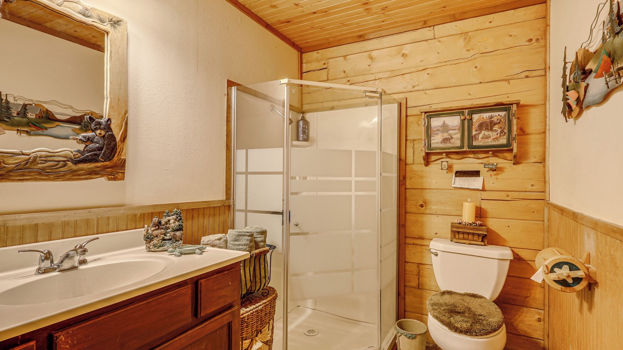 Photo of Bathroom in Evant