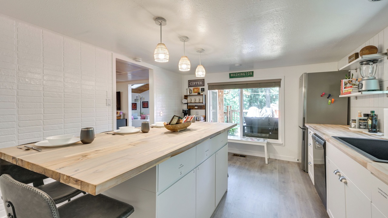 Photo of Kitchen in East Olympia