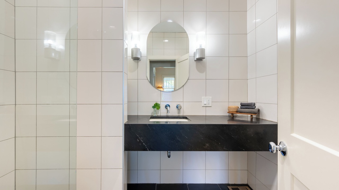 Photo of Bathroom in Eastwood
