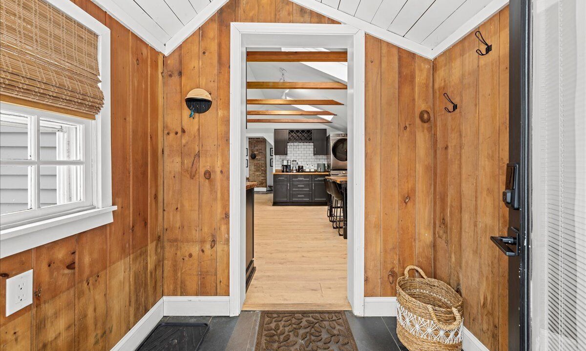 Photo of Others in Bartlett