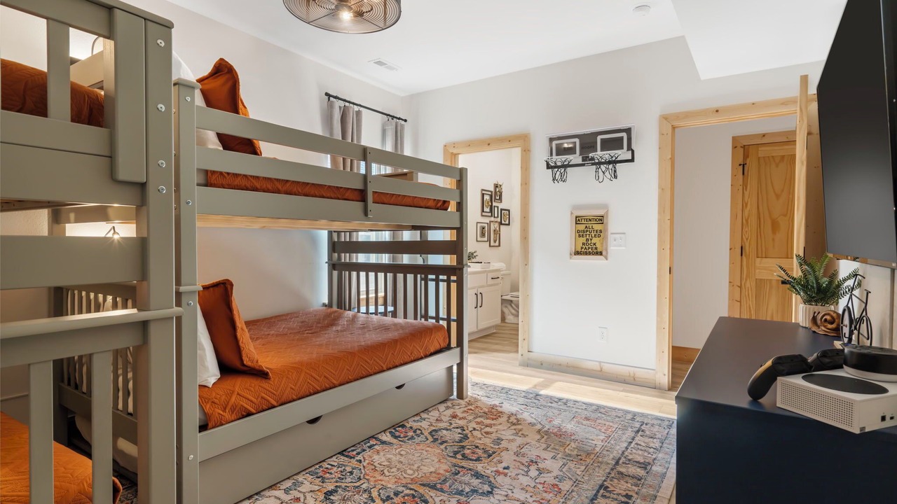 Photo of Bedroom in Table Rock