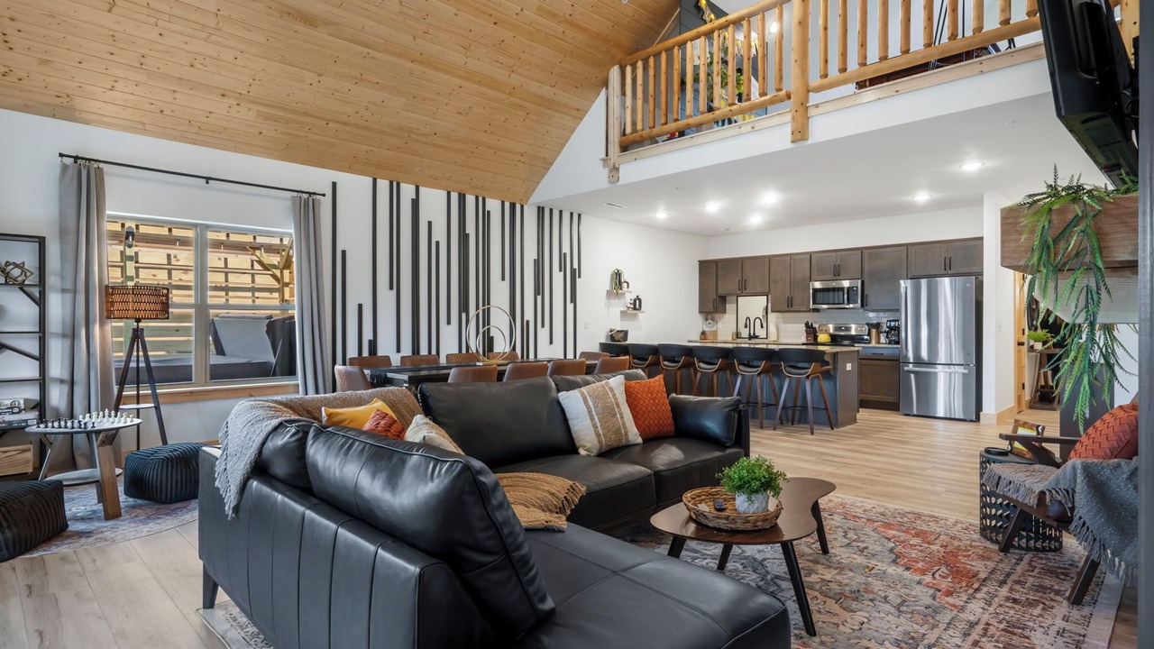 Photo of Livingroom in Table Rock