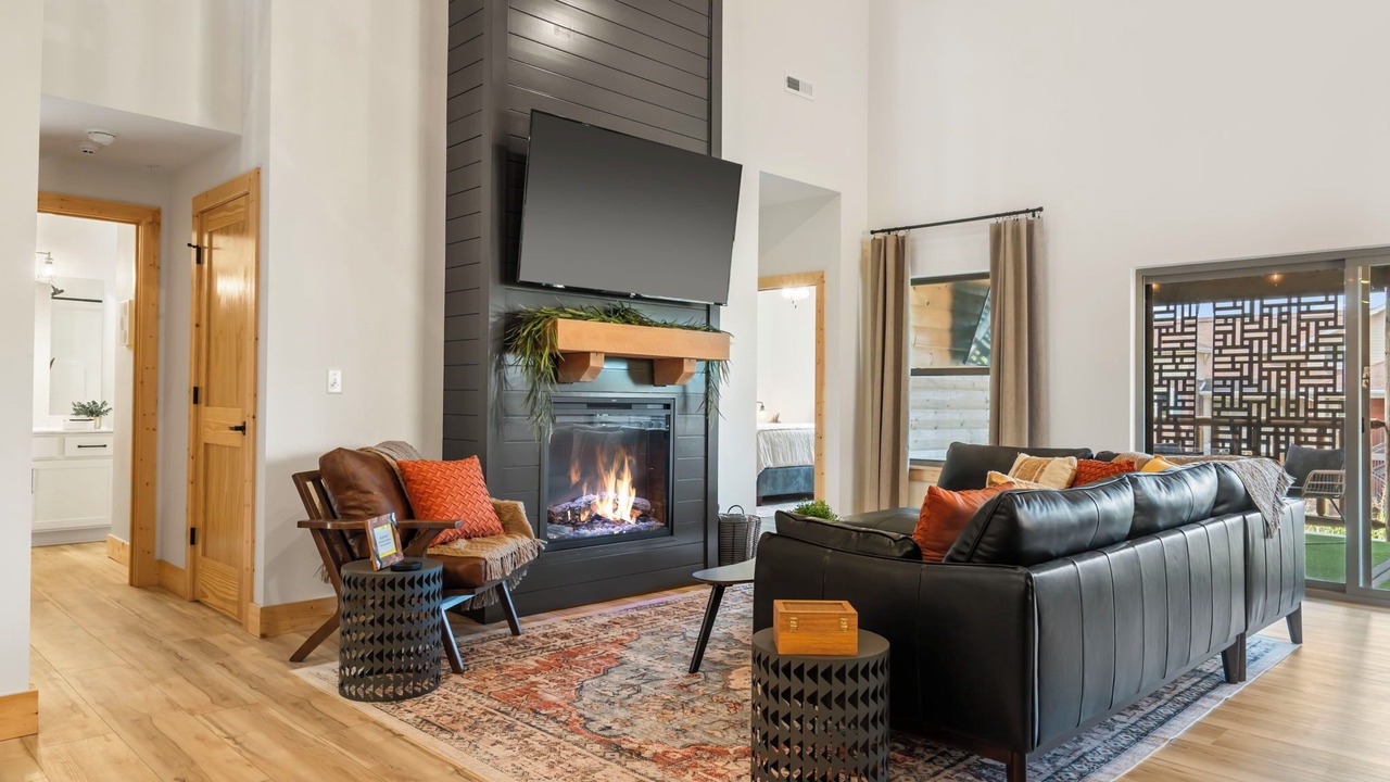 Photo of Livingroom in Table Rock