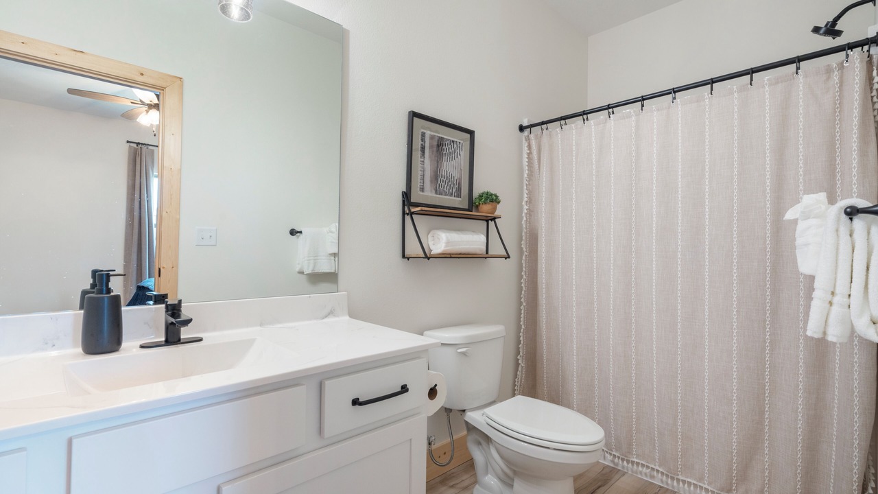 Photo of Bathroom in Table Rock