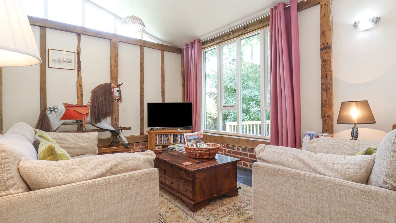 Photo of Livingroom in Woodbridge