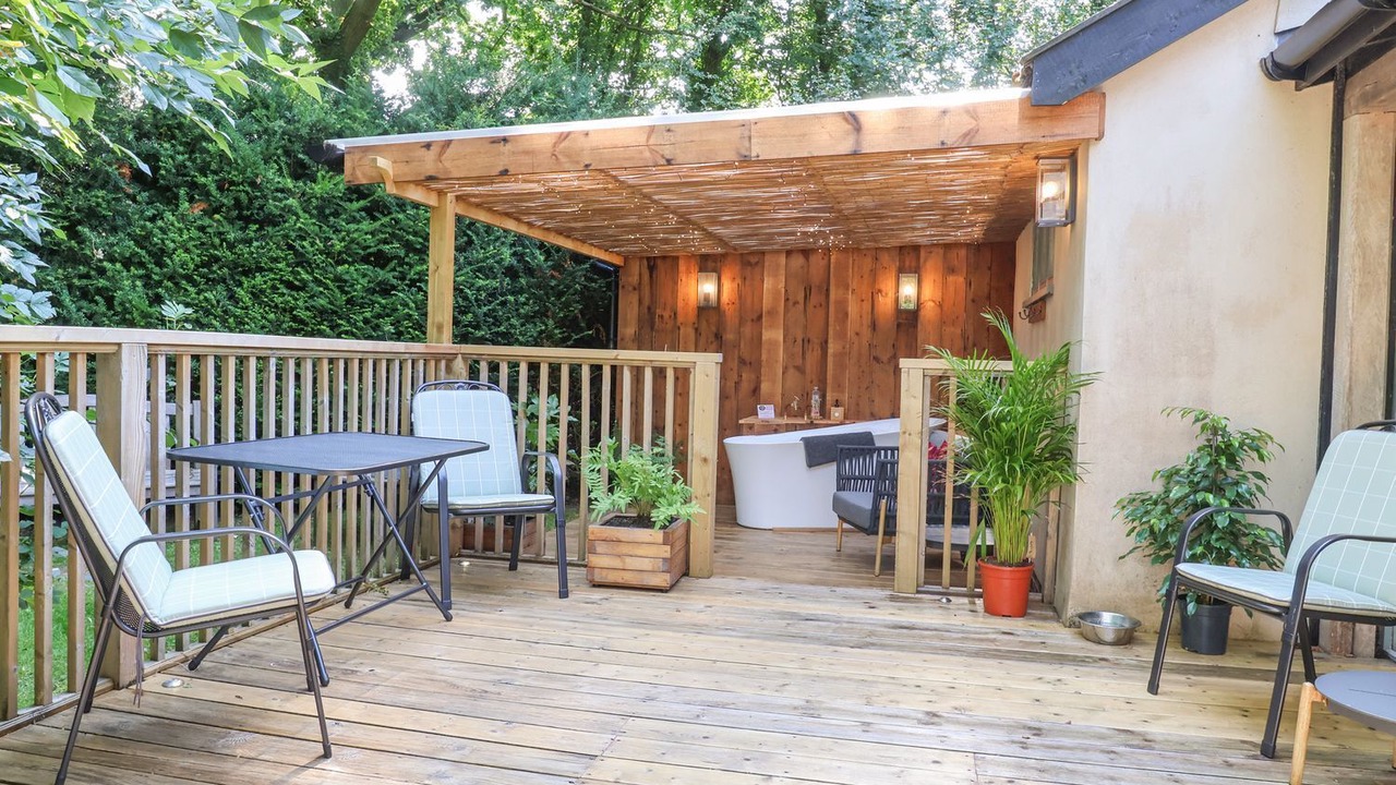 Photo of Outdoor in Woodbridge