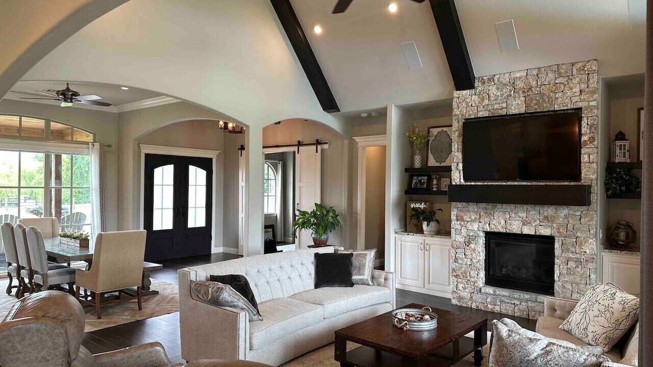 Photo of Livingroom in Owasso