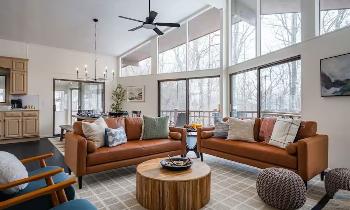 Photo of Livingroom in McGaheysville