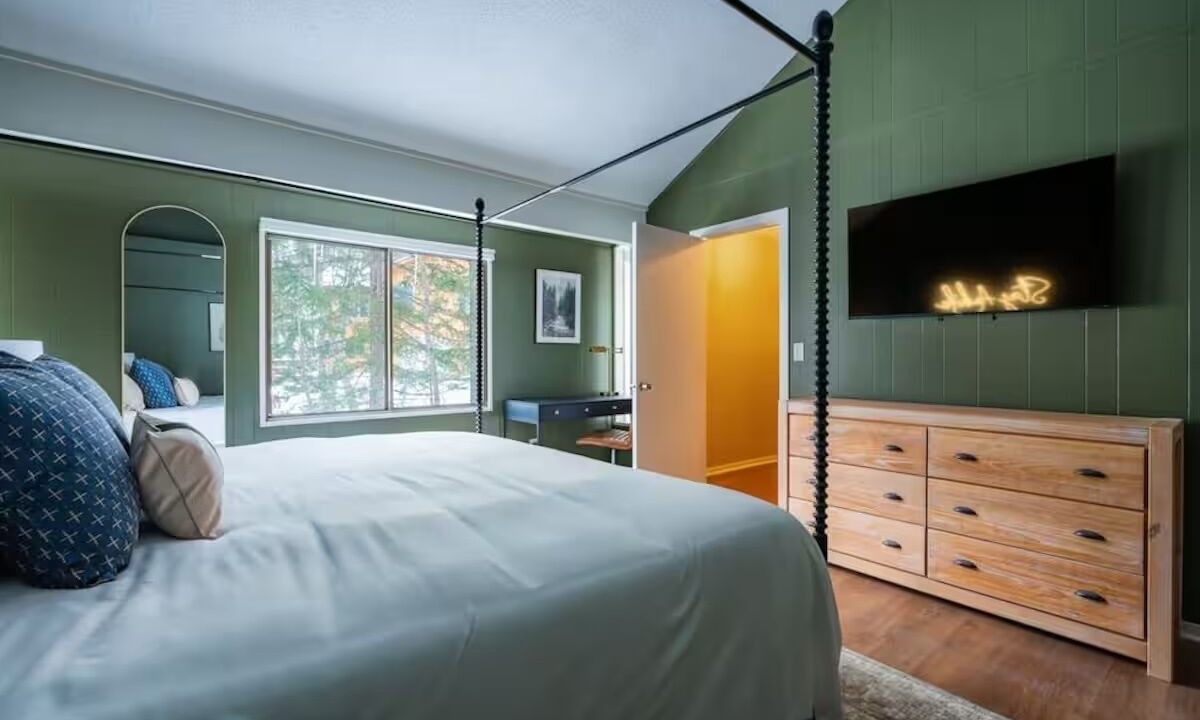 Photo of Bedroom in McGaheysville