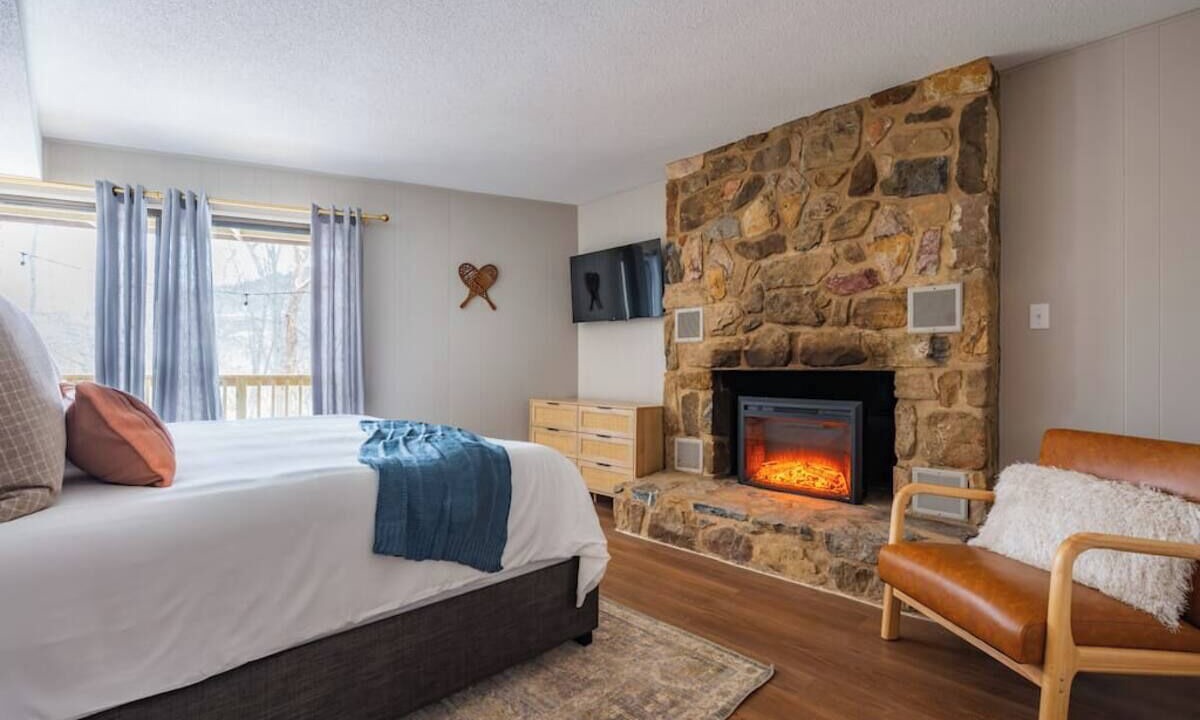 Photo of Bedroom in McGaheysville