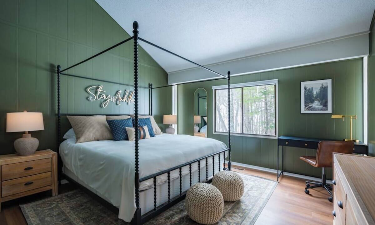 Photo of Bedroom in McGaheysville