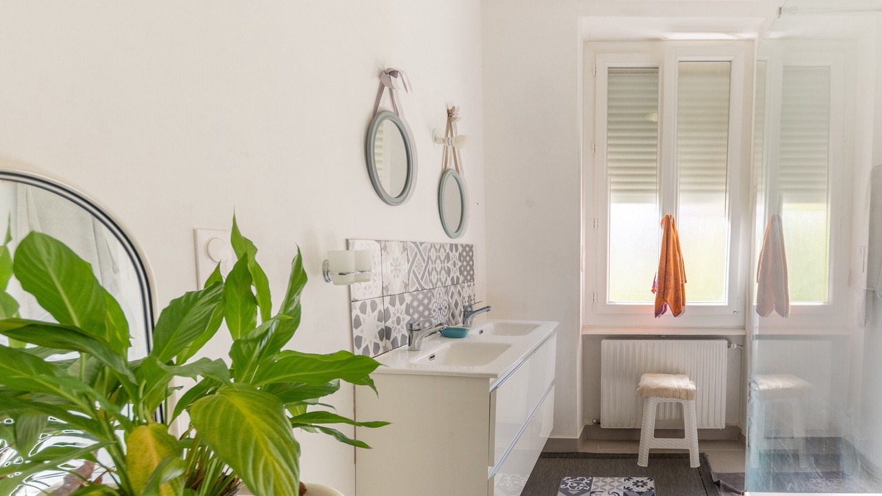 Photo of Bathroom in Le Teil