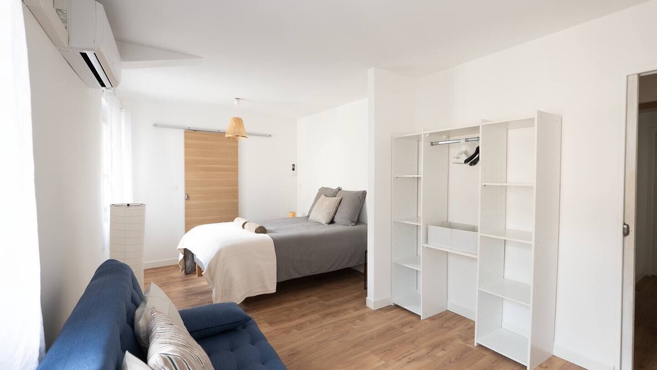 Photo of Bedroom in Saint-Bauzille-de-Montmel