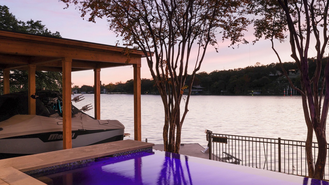 Photo of Outdoor in Watersedge