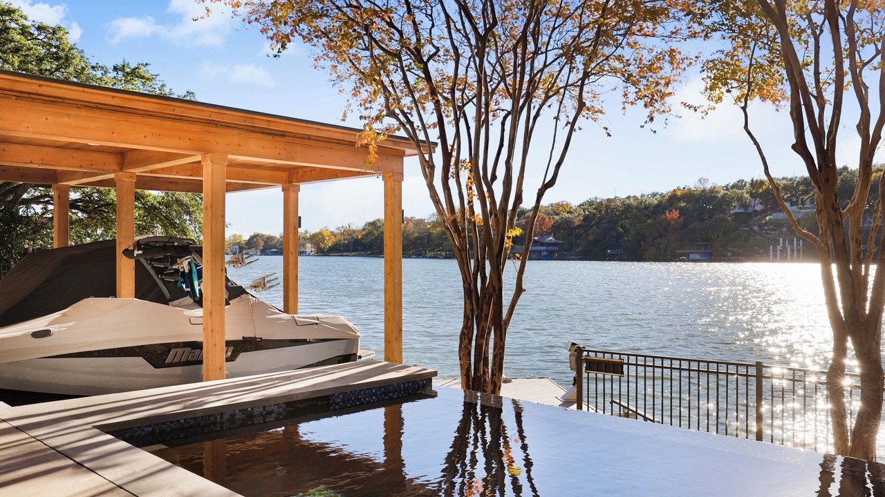 Photo of Outdoor in Watersedge