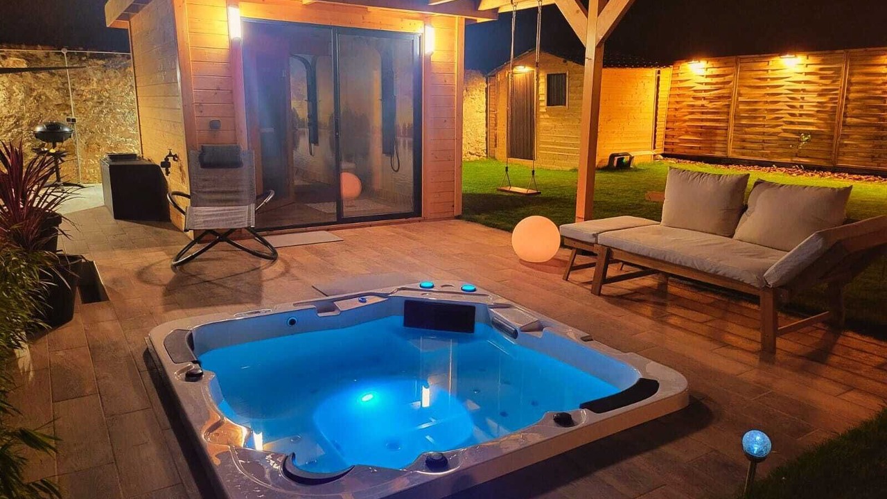 Photo of Patio Balcony in Montigny-Lencoup