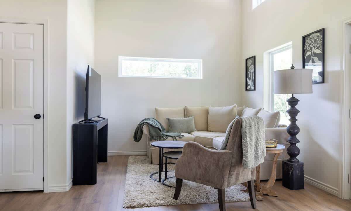 Photo of Livingroom in Warrenton