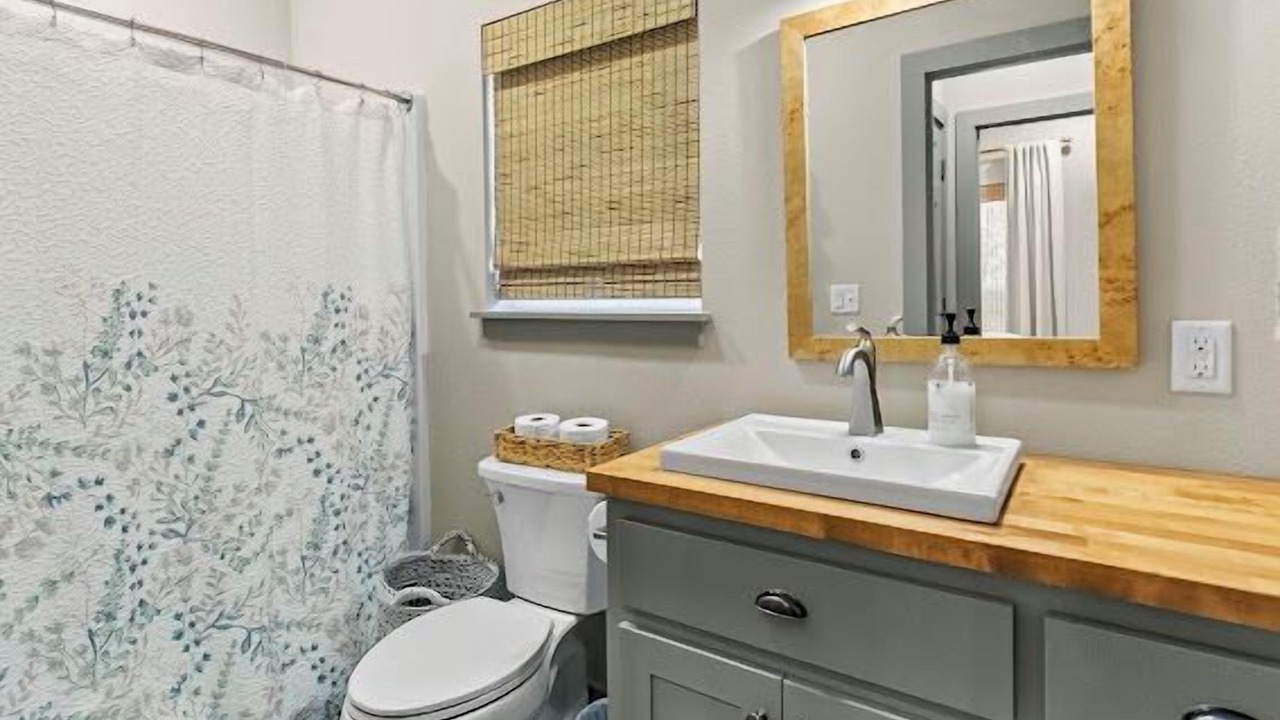 Photo of Bathroom in Bruno