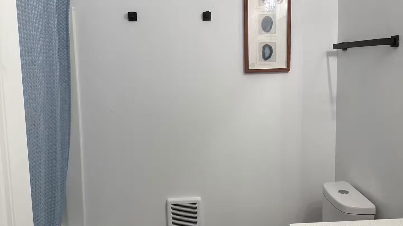 Photo of Bathroom in Pleasant View