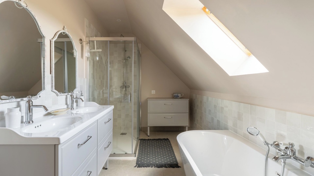 Photo of Bathroom in Le Mesnil-Lieubray