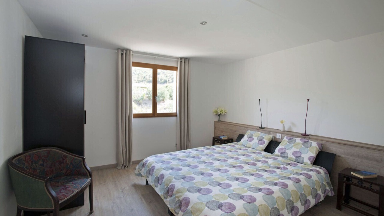 Photo of Bedroom in Roquebrun