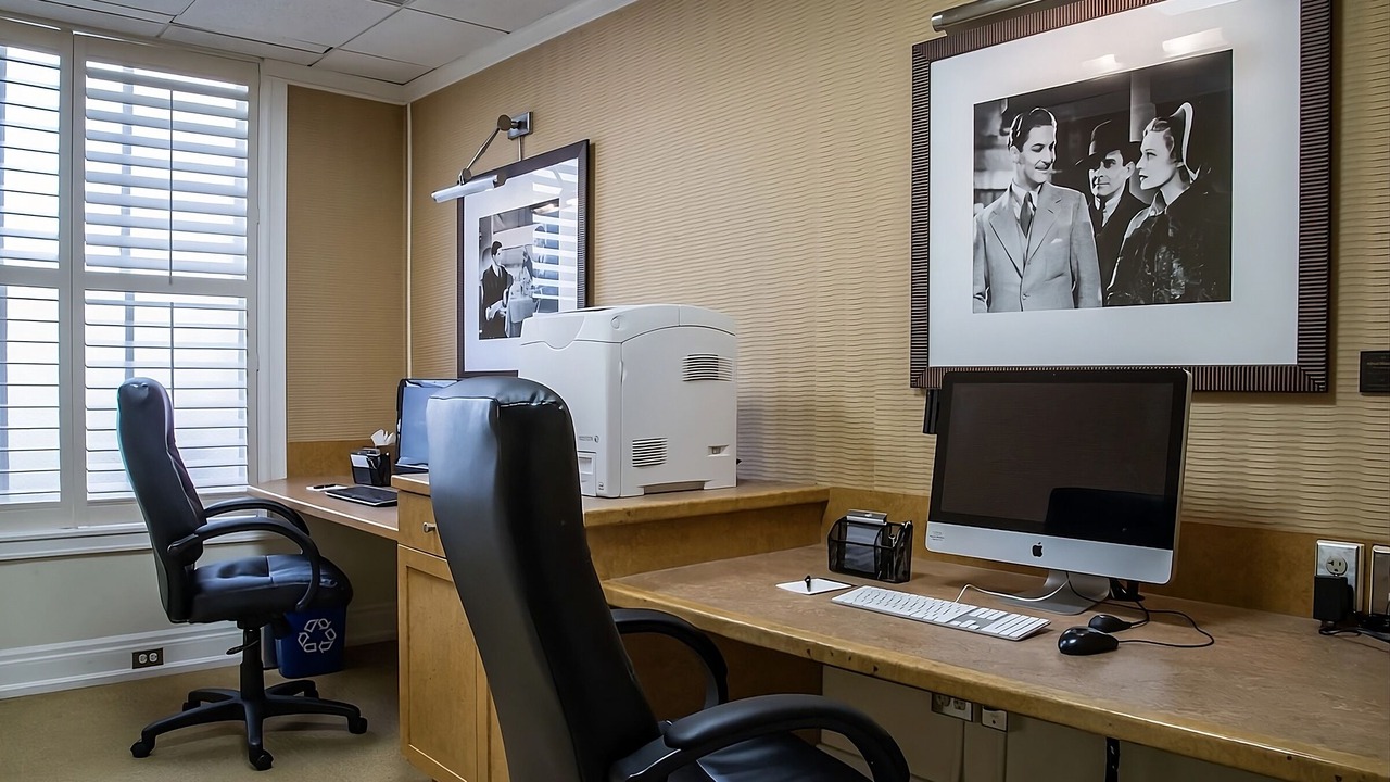 Photo of Others in Goose Hollow