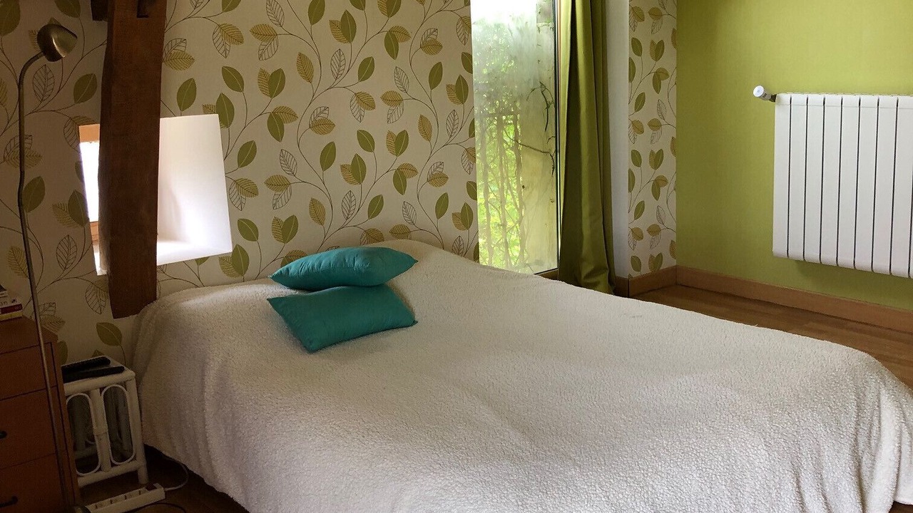 Photo of Bedroom in Durtal