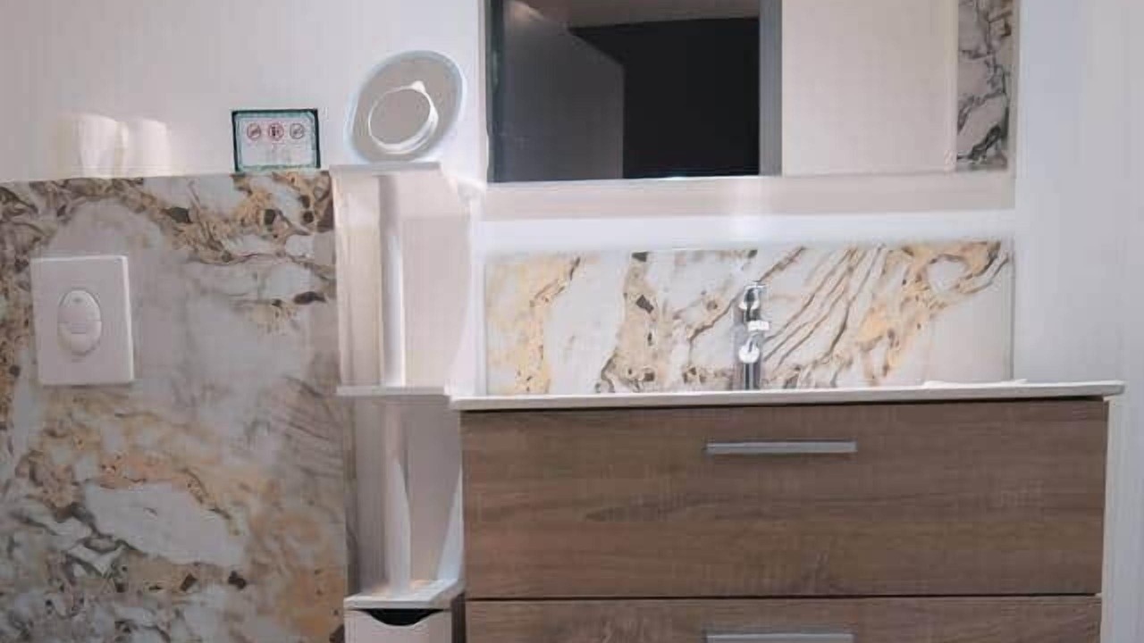 Photo of Bathroom in Villemoustaussou