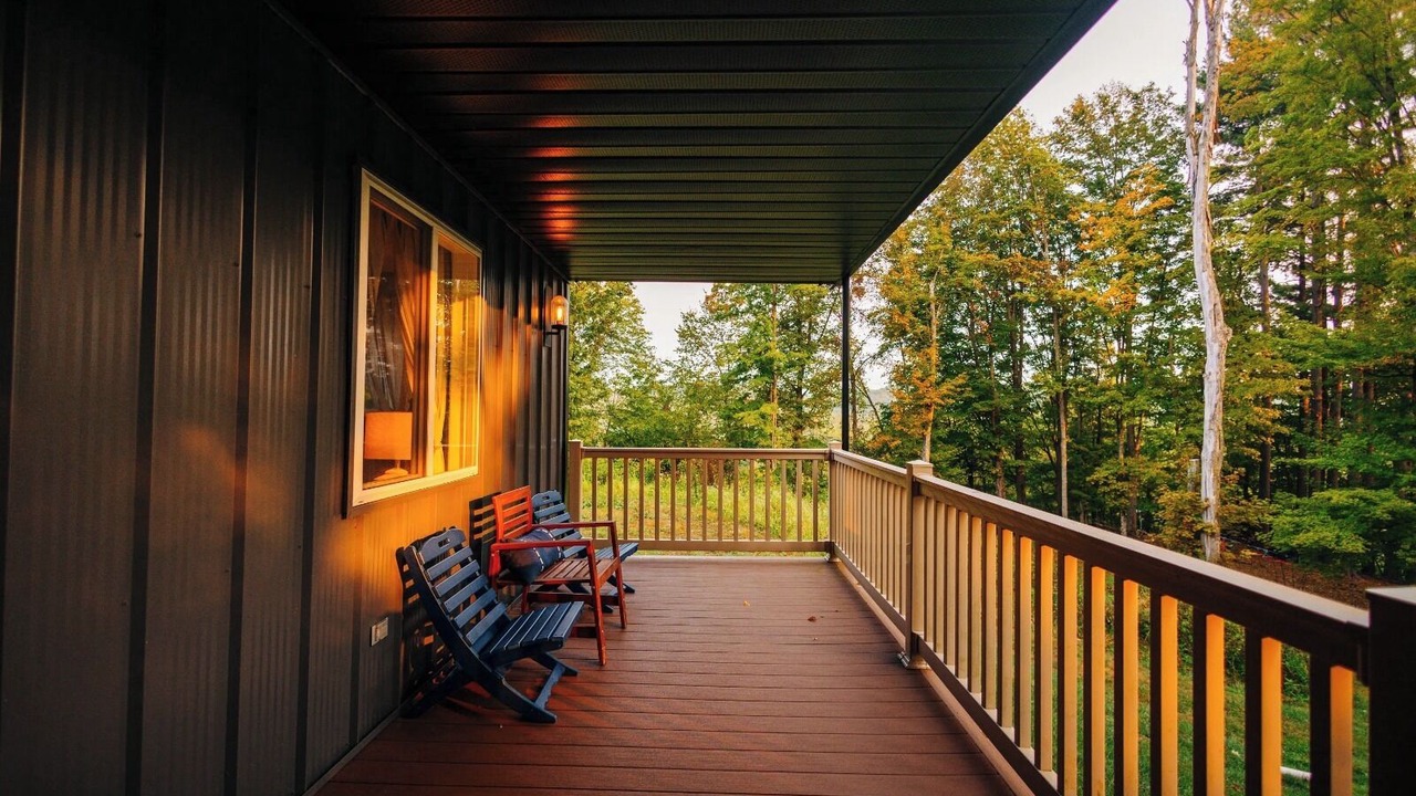 Photo of Patio Balcony in Loudonville