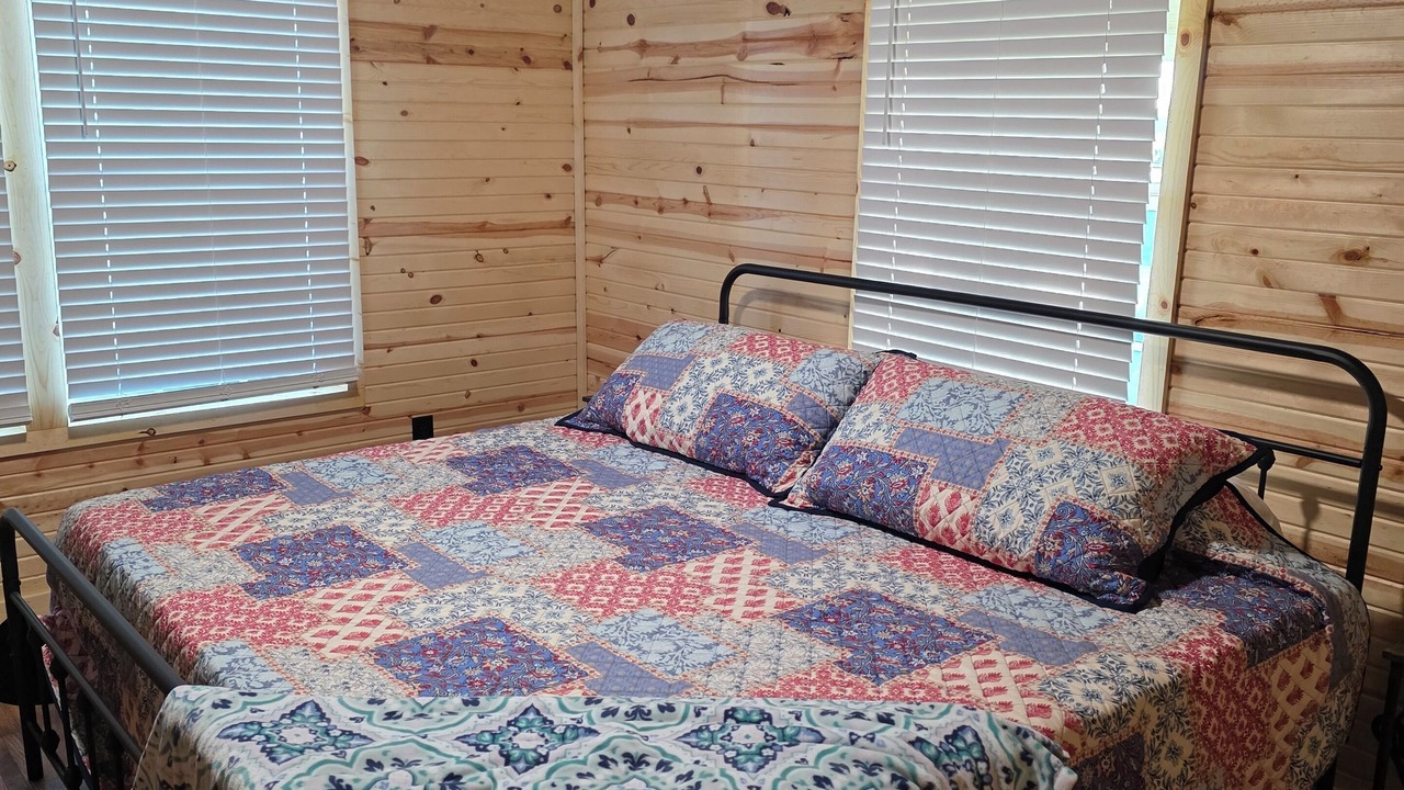 Photo of Bedroom in Cleveland