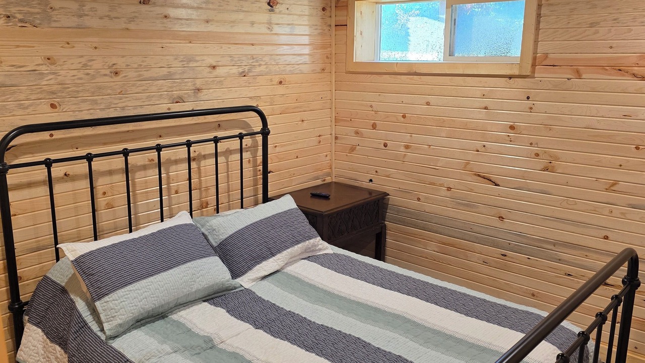 Photo of Bedroom in Cleveland