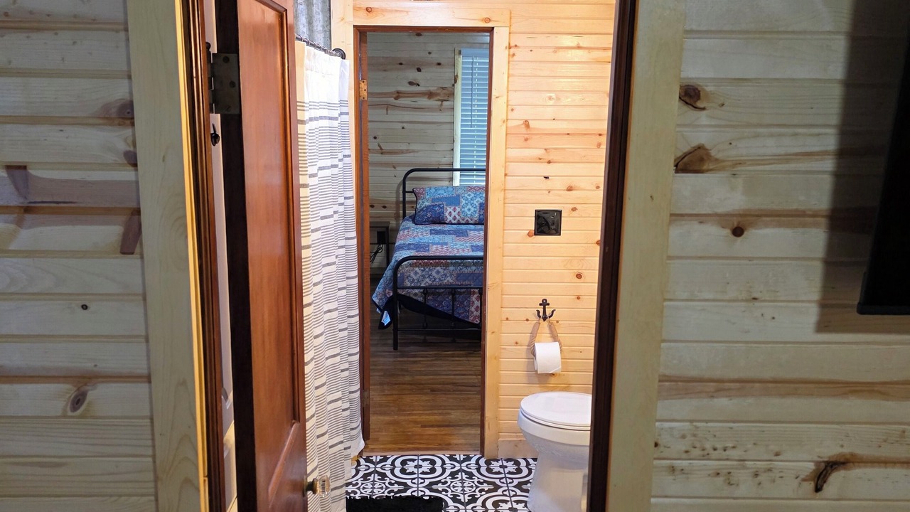Photo of Bedroom in Cleveland