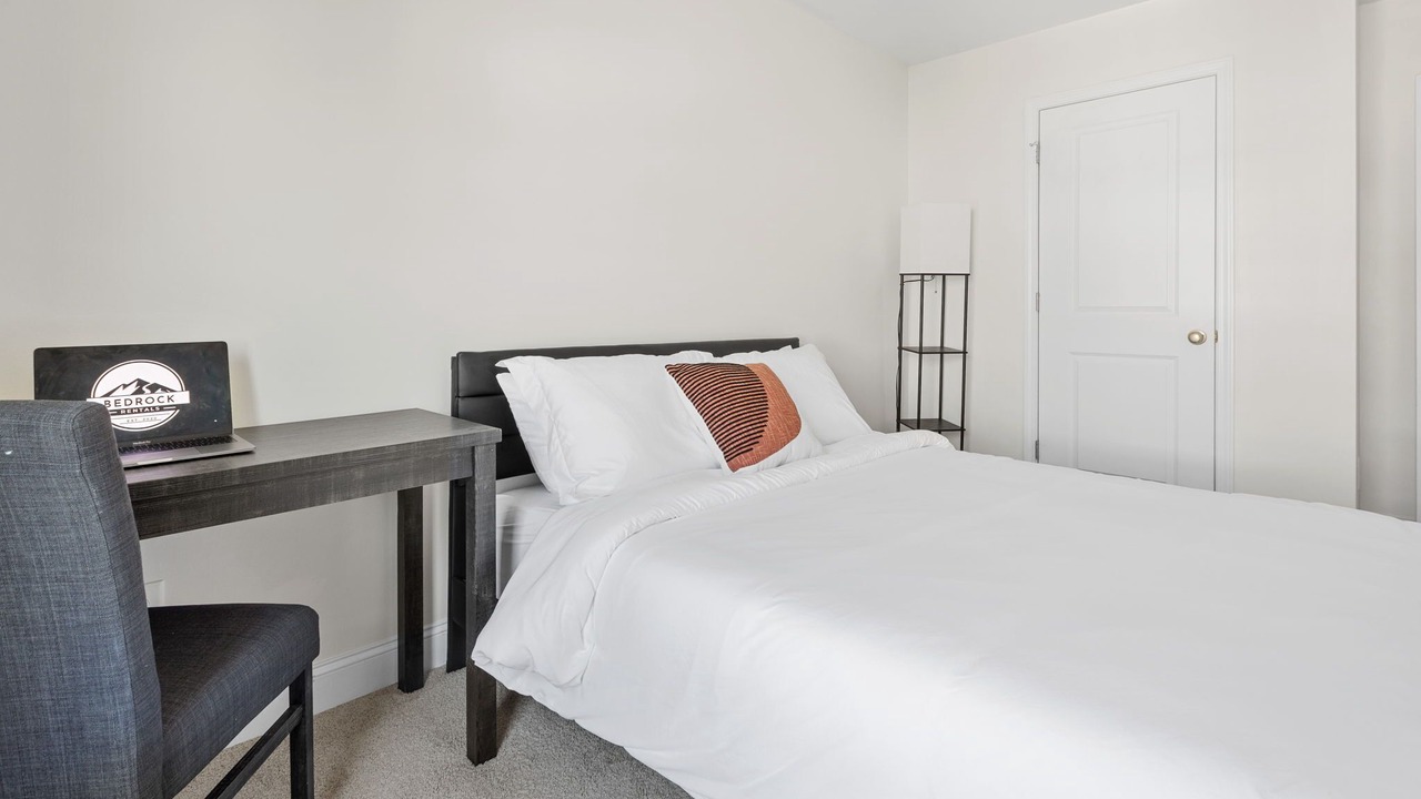 Photo of Bedroom in Huntcliff
