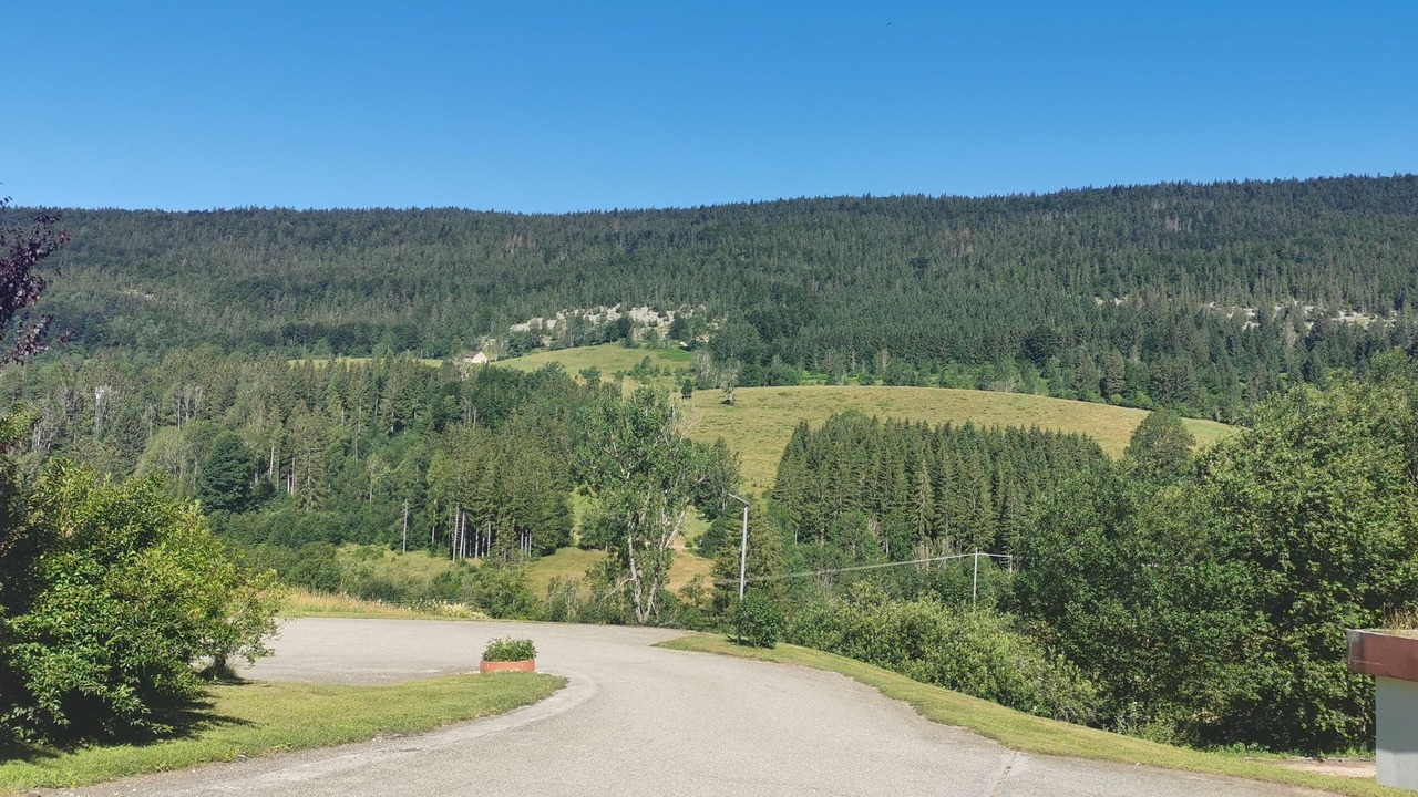 Photo of Others in Mijoux